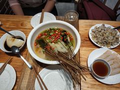 -嘉州叶婆婆钵钵鸡(建设路店)