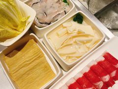 -海底捞火锅(长宁路龙之梦店)