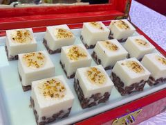 -品海楼·大连海胆锅贴馆(东港店)