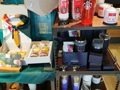 -星巴克臻选(周浦万达店)