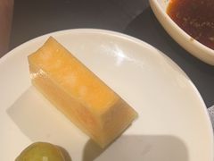 -钱小奴海鲜自助黑金店(杭州滨江龙湖店)