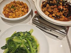 -饭橘汉江码头·乡野土菜馆(静安路店)