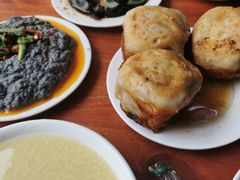 小米粥-宝瑞门钉肉饼店