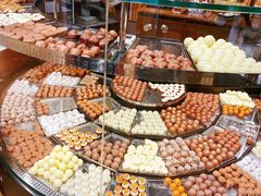 -Laderach 莱德拉(上海环贸iapm店)