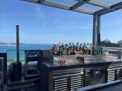 -瑰丽酒店·海吧·天际下午茶·现场DJ·天台酒吧