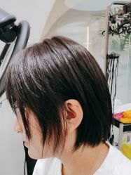 -DO A HAIRSTYLE