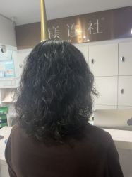 -镁连社·美联社