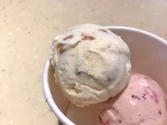 夏威夷果仁冰淇淋-哈根达斯(卓展店)