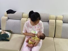 -爱的果实月嫂育婴师(世纪东方店)