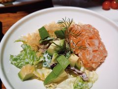 低温三文鱼牛油果塔塔-Mr·Fish鱼鲜生海鲜放题(银泰in99店)