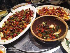 长沙小炒肉-莫家传承菜(耗儿鱼特色店)
