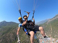 -费特希耶滑翔伞