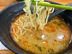 -志权牛肉面(灵山路店)