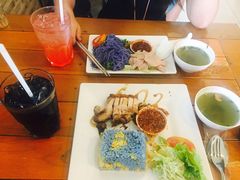 -蝶豆花蓝面条