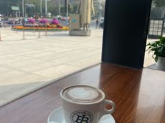 拿铁-Jamaicablue Coffeeshop(中央广场店)