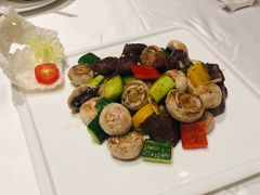 香煎磨菇炒和牛-名苑皇宫酒家(来魅力壁画村店)