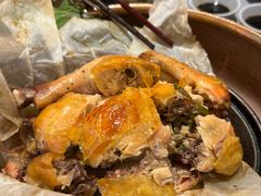 黑胡椒烤杭州叫花鸡-桂满陇·蟹黄小笼汤包(中山公园店)