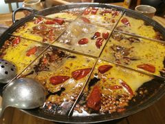 -白乐天毛肚火锅馆(解放碑店)