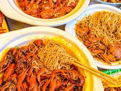 -肥肥虾庄·金牌油焖大虾(汉街SKP店)