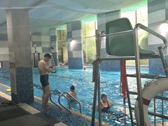 -齐岸健身(花园城店)