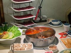 -左庭右院鲜牛肉火锅(浦江欢乐颂店)