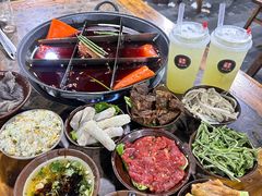 -正南齊北重庆老火锅(光华村直营店)