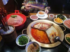 -周师兄大刀腰片火锅(洪崖洞旗舰店)
