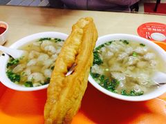 -张阿三馄饨店