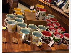 自助调料区-星巴克(迪士尼小镇店)