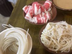 -黄潇洒老火锅(九眼桥宏济巷店)