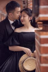 点击看大图 -挪娅婚纱摄影皇家会所