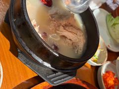 -长寿参鸡汤(朝韩风情街店)
