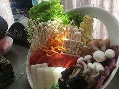 -享月汤皇·海鲜小火锅·聚会(曲江创意谷店)