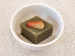 冻顶龙井绿茶糕-龙的酒楼·手工早茶·顺德菜(近良路店)