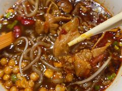 -麻婆婆白家肥肠粉(海岸城店)