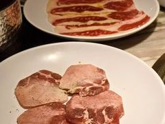 安格斯黑松露牛小排-火炉火自助餐(喜隆多店)
