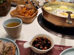 -洪氏嗨捞·猪肚鸡火锅(阳光天地店)