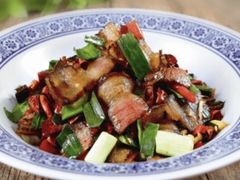 大蒜叶炒腊味-湘阁里辣(东门茂业店)