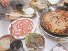 -扎起市井老火锅(乐山总店)