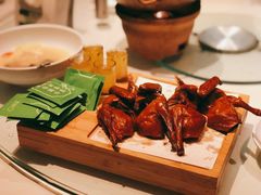 烤乳鸽-汤城小厨•粤菜•靓汤(苏州街店)