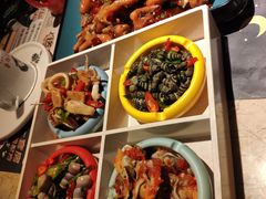 -喝丢一只鞋辣炒海鲜小烧烤(三八广场店)