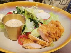 -秘密旅行Bonjour(黑金冠 江南西店)
