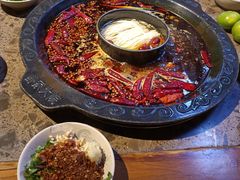 -舒家大院重庆老火锅(纪念塔店)