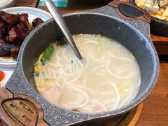 云南过桥米线-云海肴·汽锅鸡·云南菜(苏州中心店)