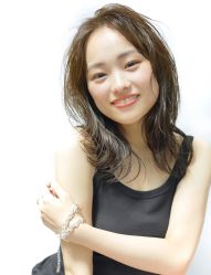 -LA BELLEZA倍丽莎美发沙龙