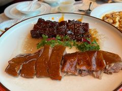 鸿运烧味双拼-深圳美高梅酒店-品聚嘉府中餐厅