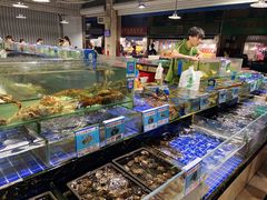 -三亚新鸿港水果一级批发市场
