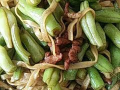 -牛车水美食街