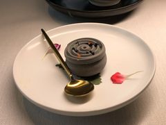 黑芝麻红豆冰糕-三号黄浦会Canton Table