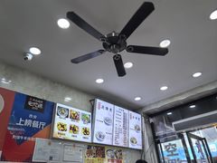 -刘信牛羊肉泡馍小炒(回民街店)